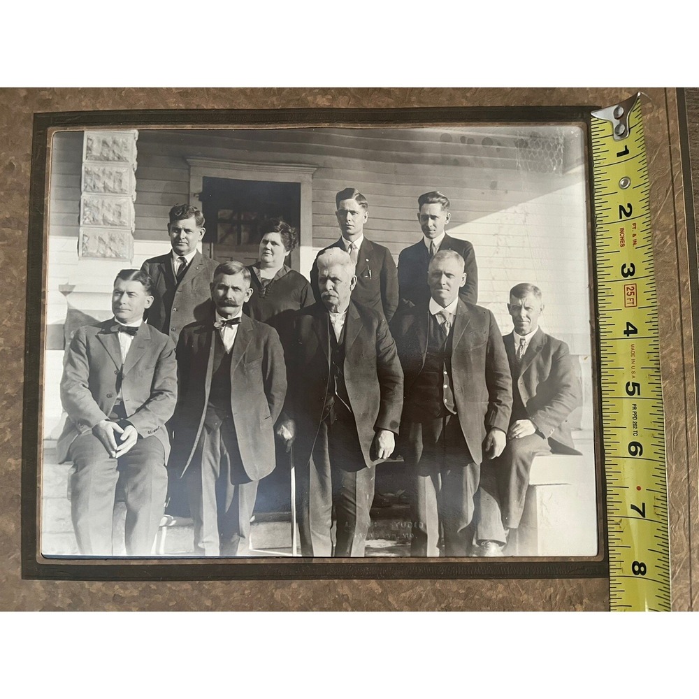 VINTAGE Matted 8X10 Black and White PHOTOGRAPH -  TOWN LEADERS ON THE PORCH - Picture 10 of 10